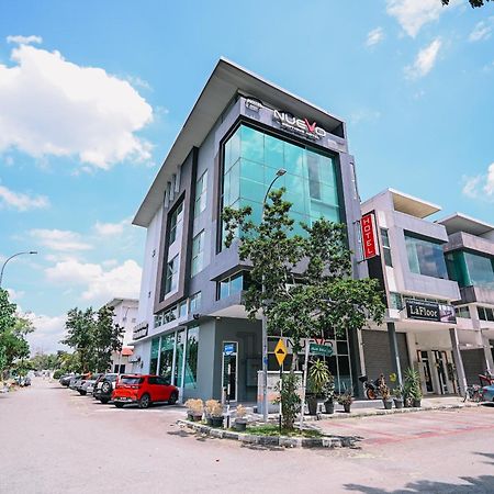 Swing & Pillows - Kota Kemuning Selangor Shah Alam Kültér fotó