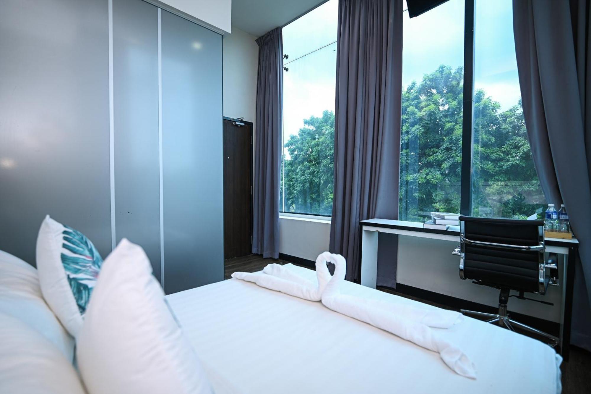 Swing & Pillows - Kota Kemuning Selangor Shah Alam Kültér fotó